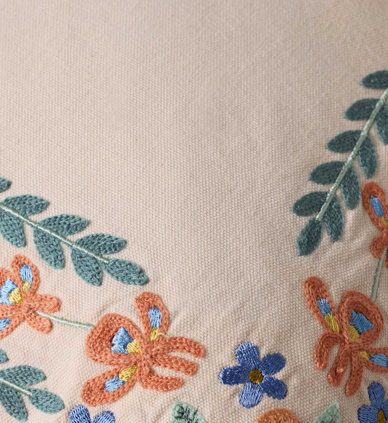 Willow Border Embroidered Pillow - Ivory