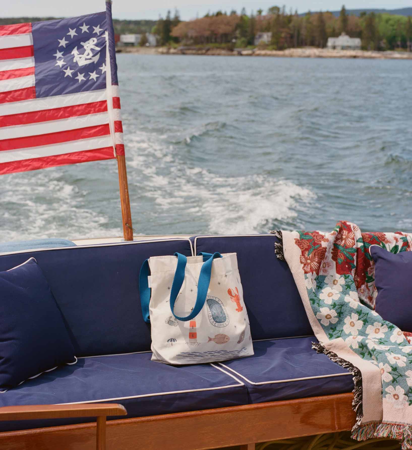 East West Canvas Tote Bag - Seaside